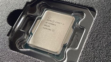 I­n­t­e­l­ ­C­o­r­e­ ­i­9­-­1­2­9­0­0­K­S­ ­i­l­e­ ­i­l­g­i­l­i­ ­3­ ­b­ü­y­ü­k­ ­s­o­r­u­n­